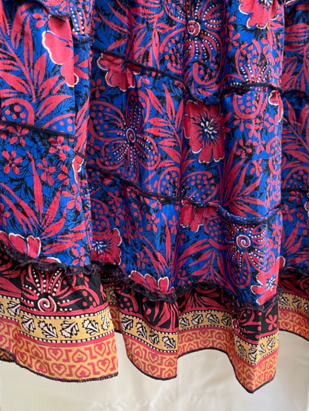 Flowered Ruffle Sleeved Ruched Maxi Sundress - Picture 4 of 6